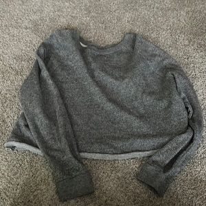 Crop top sweater